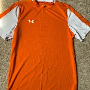 Under Armour boys heat gear tshirt